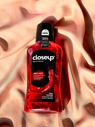 Close Up Mouth Wash RED HOT