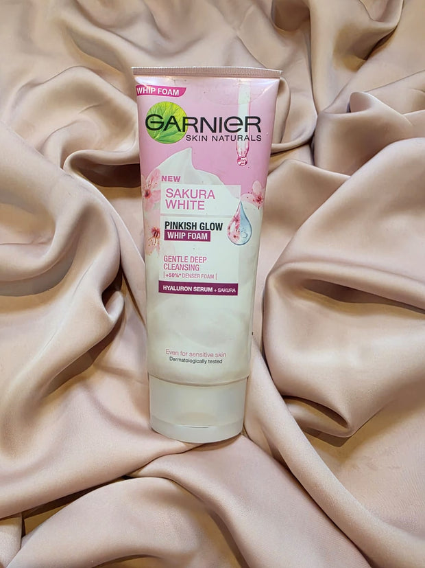 GARNIER Skin Naturals Sakura White Hyaluron Serum