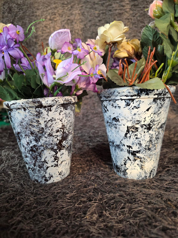 MDF Plant Pots with Artificial Flowers (Set of 2)
