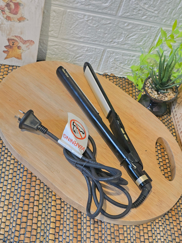 Premium Quality Hair Iron/Starightener