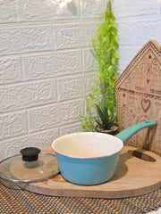 Enamel Coated Suace Pan with Glass Lid(9/10 Condition)